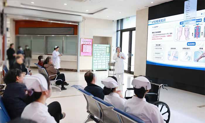 <b>����������˨��ס �� ��ʮ�ֻ������յ��߽����ڿ�չ</b>