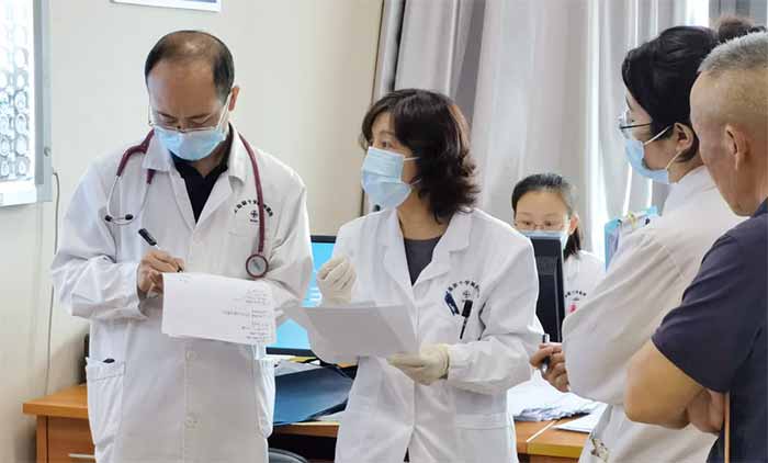 ���裡�¹ڸ�Ⱦ��ġ�����ŵ����ЧӦ�������񾭿�ר���ž���������¹�